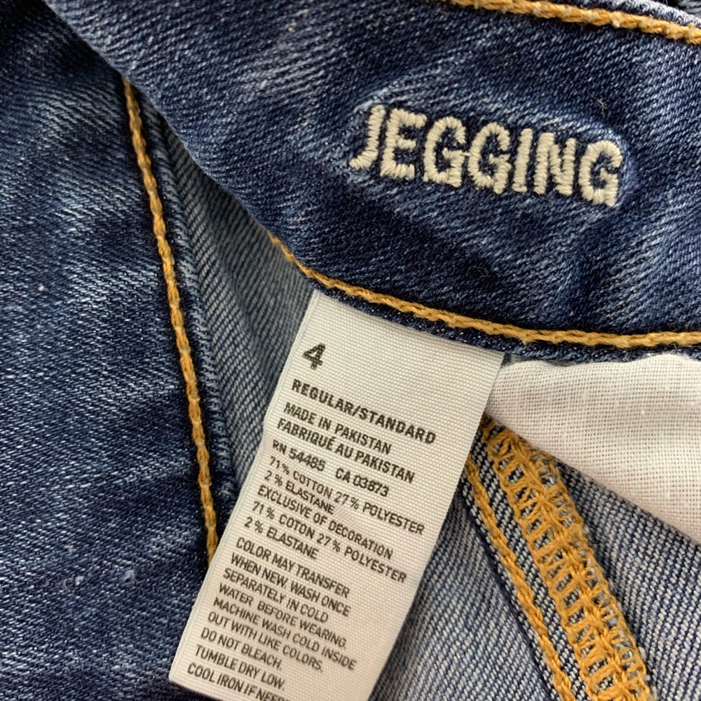 American Eagle Jeans- Size 4 - Picture 2 of 3